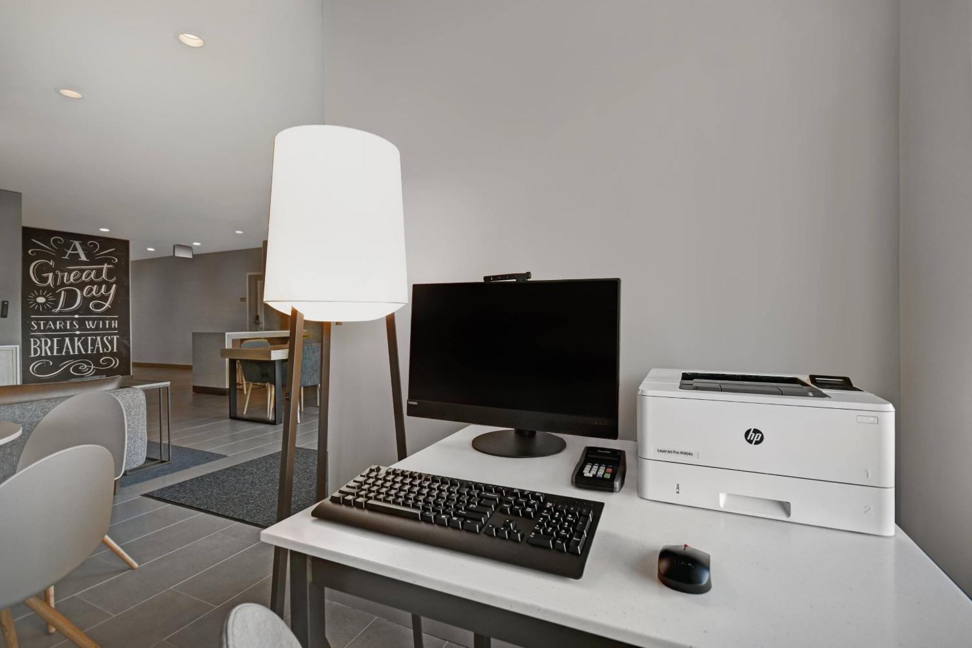 Towneplace Suites By Marriott Fall River Westport Eksteriør billede